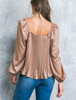 Queenie Ruffle Top