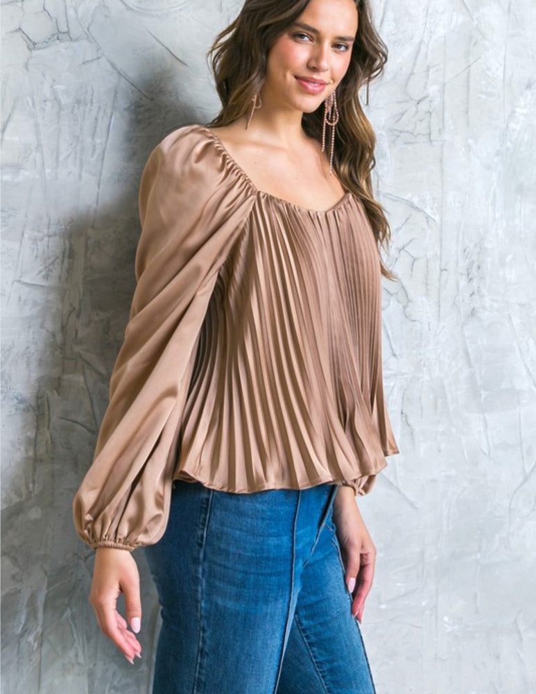 Queenie Ruffle Top