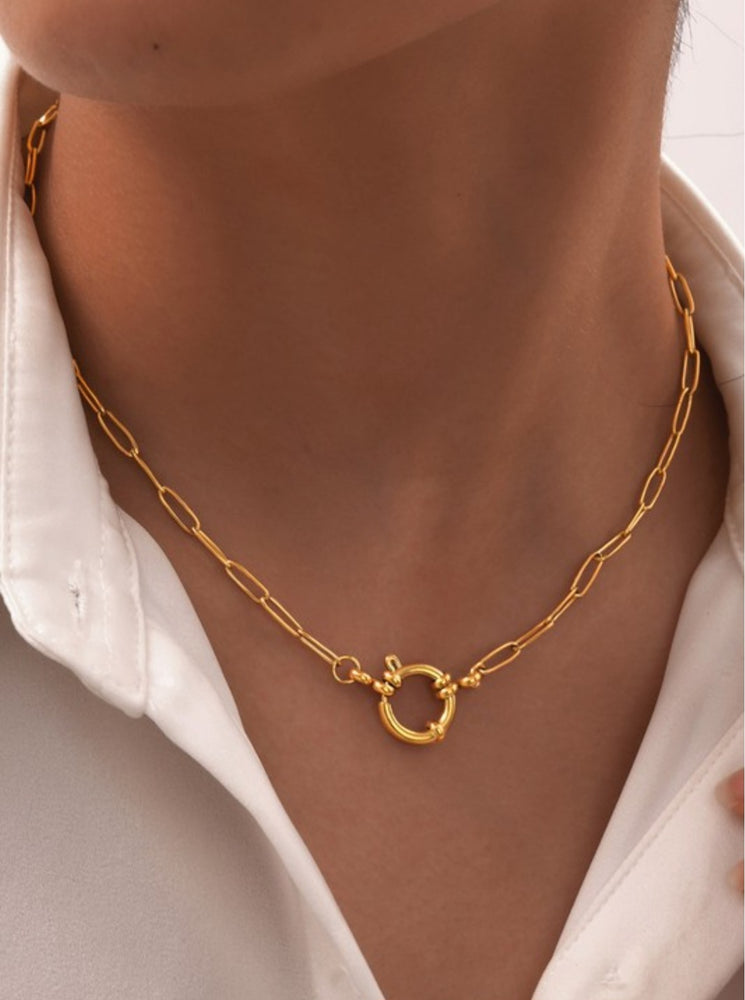 Dainty Round‑Charm Necklace