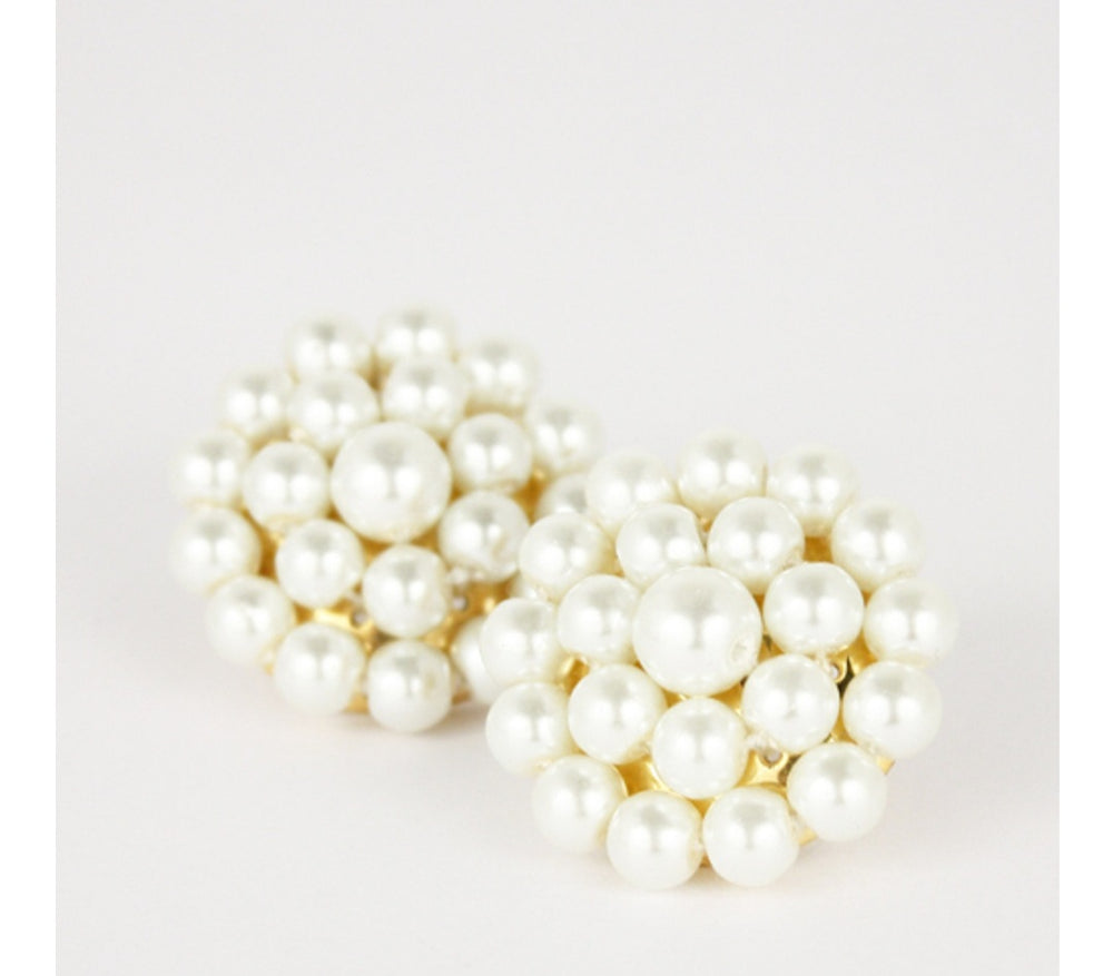 Preppy Pearl Earrings